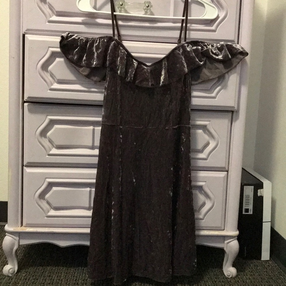 American Eagle velvet dress